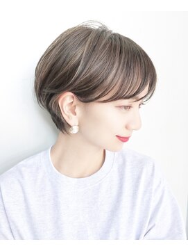 エマ ギンザ(EMMA GINZA) ひし形シルエットの大人ショート2020   夏　NAOMI