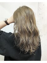 ビランチェ 池袋(bilancia)&nbsp;外国人風ミルクティーカラー／ケアブリーチ