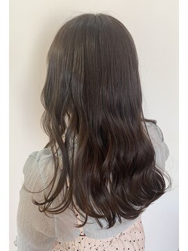 マギー(Magie) カーキグレー