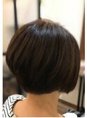 丸みが可愛いショートボブスタイル