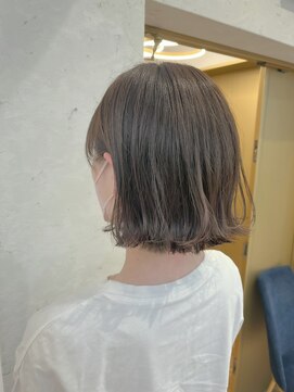 ロンドプランタン 恵比寿(Lond Printemps) 透明感オリーブベージュ切りっぱなしボブ【中居】