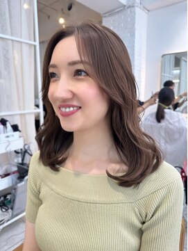 レイリー 原宿 表参道(Rayreee) 韓国風顔まわりレイヤー/シフォンベージュ