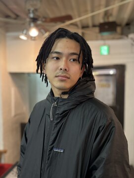 ビーバイエイトジェンツ(Bee by EIGHT GENTS) ダークアッシュアッシュブラックカルマパーマベリーショート