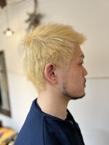 サーティーン(THIRTEEN) 金髪スパイキーショート