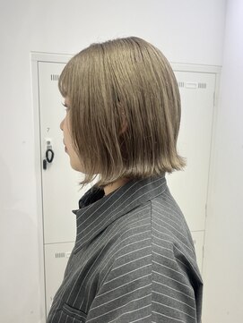 アッシュ 下北沢店(Ash) くすみミルクティーベージュ