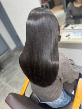 エル 新小岩(elu) 美髪/ワイドバング/レイヤーカット/くすみベージュ/新小岩駅