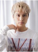 10代20代カジュアルホワイトブロンドフェザーマッシュa上尾