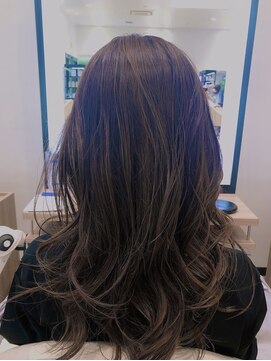 ディーボーイ 健軍店(D-BOY) ブラウン/艶髪/巻き髪