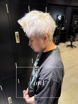 アウル 心斎橋(owl) スパイキーショート/アップバング/ブリーチ/ホワイトカラー