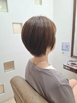 ロマン バイ ルームス(浪漫 by ROOMS)&nbsp;襟足スッキリ丸みショート【浪漫byROOMS小西】