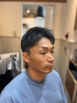 ジェントル(GENTLE)&nbsp;自然な束感と毛流れが映える刈り上げショートスタイル