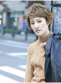 ふわっと遊びのあるショート