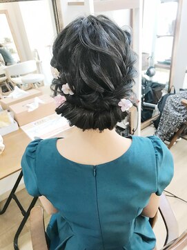 ロカット サロン(Roquat Salon) ロールシニヨンアレンジ　【成人式/ヘアアレンジ/立川/立川南】