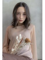 アッシュベージュ/大人ハイライト/小顔ゆるふわボブ