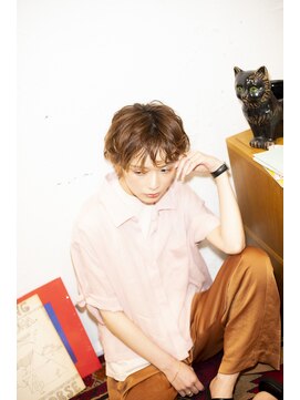 ダナエ(Danae) [Danae]カーリーショート