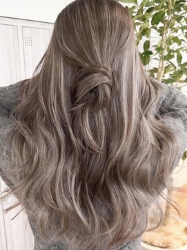 ヘアーサロングランデ(HAIR SALON GRANDE) ハイライトカラーミルクティーベージュレイヤーカット