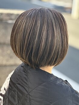 エヌヨンブンノイチ 茅ヶ崎(n1/4)の写真/白髪ぼかし×ハイライトで30代からの"脱白髪染め"を叶える♪茅ヶ崎で人気のショートボブ＆ボブスタイルも◎