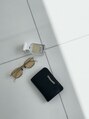 メゾンノワンド(Maison NOWAND) MUST.お気に入りの香水アイウェア財布です。