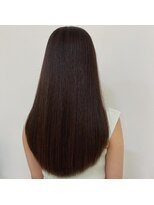 ピエスプリヴェ(PIECE PRIVE)&nbsp;艶髪ストレートヘア