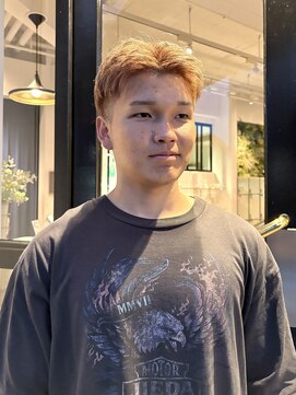 ラパンセノアール(LA PENSEE NOIR) ピンクベージュ×スパイキーショート