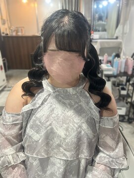 アイビー 新宿(IVY) 編み込みツインテール