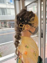ヘアー＆フェイス ヤマ　ｈａｉｒ＆ｆａｃｅ　Ｙａｍａ 卒業式ヘアアレンジ