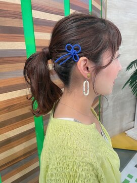 美容室 アイディー i-dee カジュアルポニー