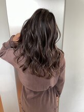 白髪染めを使わずにファッションカラーとハイライト　