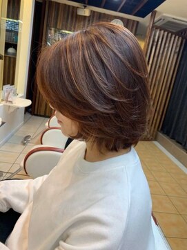 40代50代60代 長め前髪 レイヤーカット ミディアム 白髪染め L クオリス 上福岡店 Qualis のヘア カタログ ホットペッパービューティー