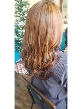 キキヘアメイク(kiki hair make) ハイライト×オレンジカラー