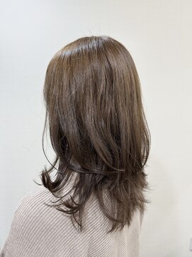 ベルポ(Bellpo) Before写真有り！透明感ショコラベージュのくびれワンホンヘア