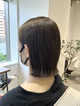 カルゥグラッシー(KALOU glassi) 柔らかベージュ◎ぱつっとボブ