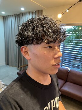 ライド ヘアー(RIDE HAIR) スペインカール/フェードカット/クルクルパーマ