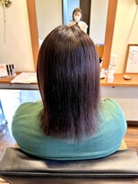 ヘアデザイン キュアプラス(hair design cure+) ミディアムストレート