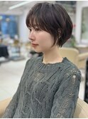 前髪あり耳掛け丸みくびれショートボブ20代30代40代50代（蘭）