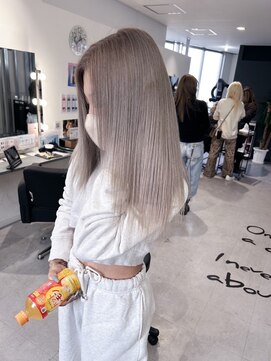 キング(K!ng) 【枚方、樟葉】髪質改善カラー