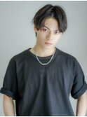 黒髪ナチュラルセンターパート