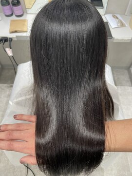 レーヴバイキートス(REVE by kiitos) 【髪質改善ストレート専門サロンREVE by kiitos】大阪市北区堂島