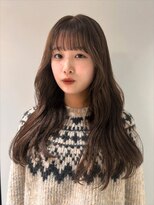 ウクク(UCUCU) 透明感オリーブベージュ