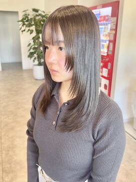 ビスポーク(BESPOKE) 韓国ヘアーハッシュカットレイヤーカットグレージュブリーチ無し