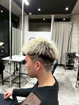 イーラ(era) 短髪ジェットモヒカン