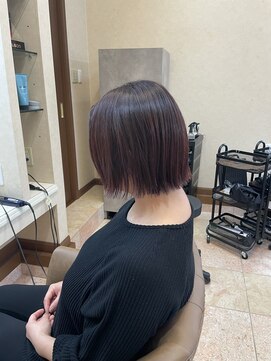 メルク(merc) カール/セミディ/シアーカラー/姫カット/レッド