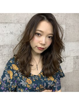 ファムヘア(fam.hair) ゆるふわセミロング