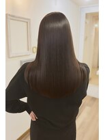 クク(KuKu) サラ艶ストレート