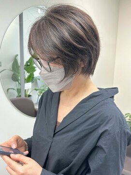 hair salon Heir【4月19日NEW OPEN（予定）】 40代50代に人気の上品白髪ぼかしショート