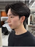 刈り上げセンターパートテーパーフェードカットニュアンスパーマ