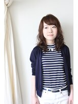 ホワイトルーム(White Room)&nbsp;ナチュラルウェーブの外国人風アッシュベージュ♪