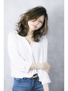 ララテラス(LaLa Terrace) 【LaLaTerrace】大人かわいいくびれミディ×ヌーディ―ベージュ