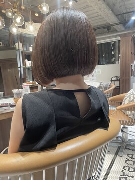 リバレッジ 広尾(Leverage) 大人美人前下がりボブ【恵比寿/広尾】担当 濱口