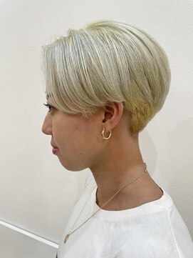 カール 鶴川店(K:R) ホワイトブロンドカラー